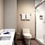 Holiday Inn Express And Suites St.Thomas. By IHG