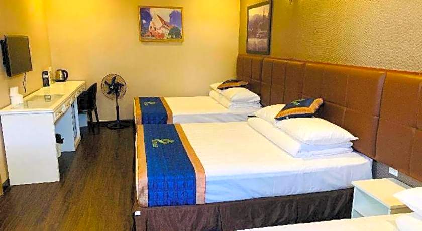 Pinus Hotel