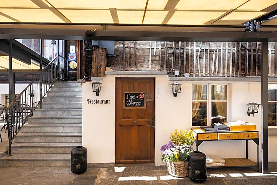 Swiss-Chalet Merlischachen - Historik Chalet-Hotel Lodge