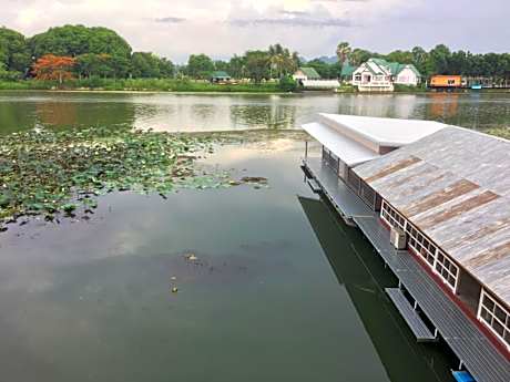 Raft Double or Twin Room with Air-Conditioner and TV