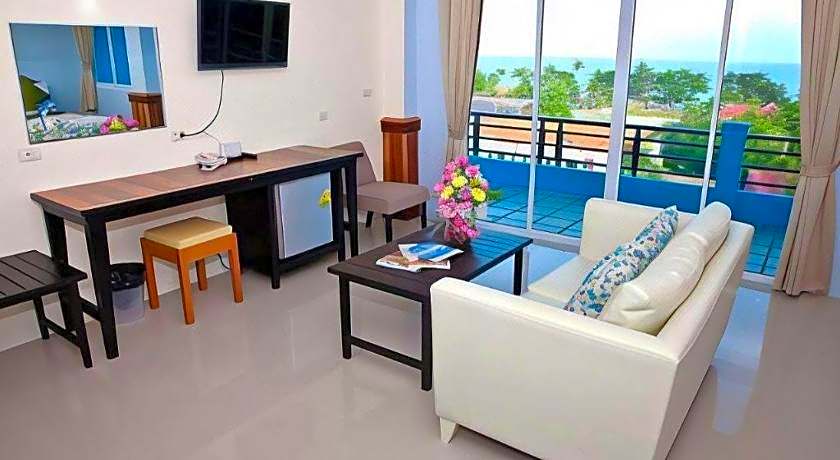 Sea Mountain Khanom Hotel
