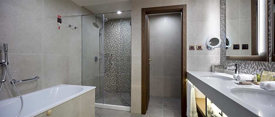 DoubleTree by Hilton Plovdiv Center