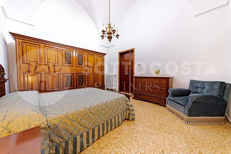 Lucy's Flat - Melendugno