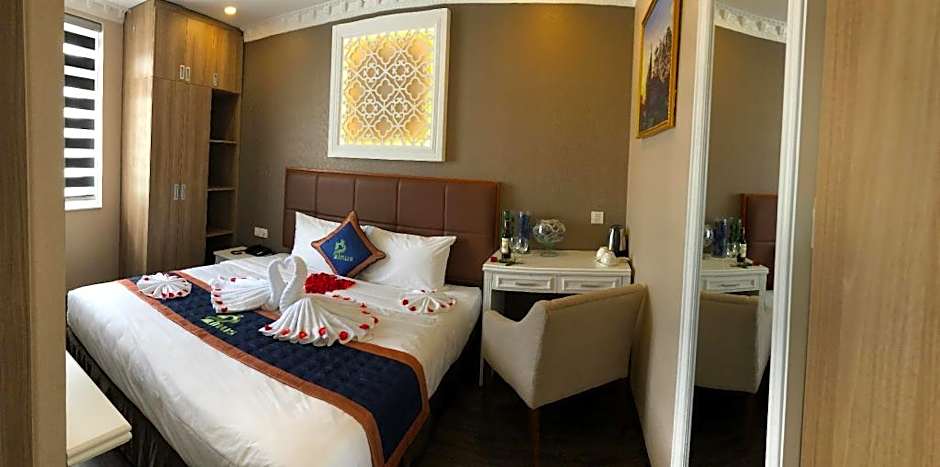 Pinus Hotel