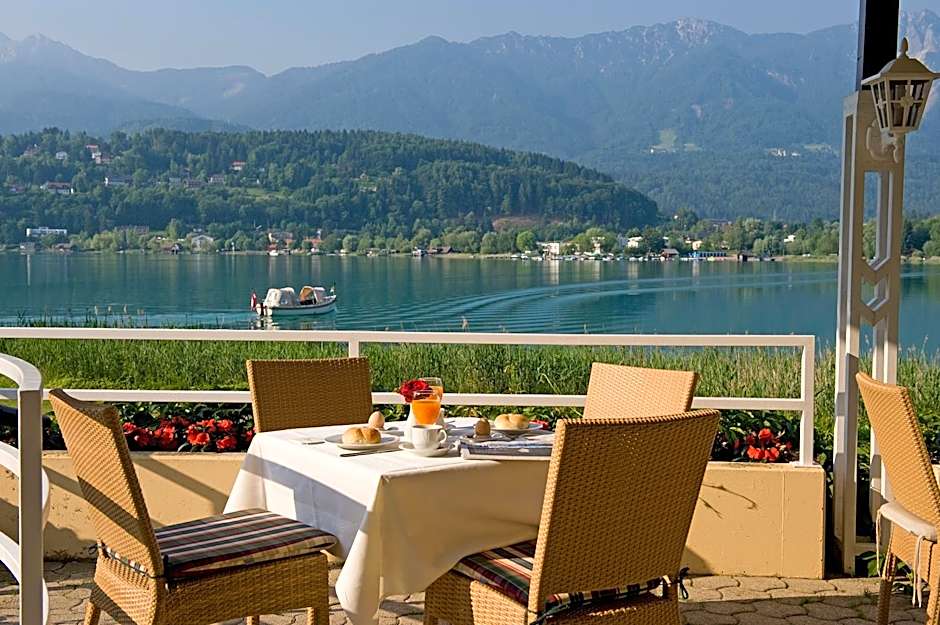 Inselhotel Faakersee