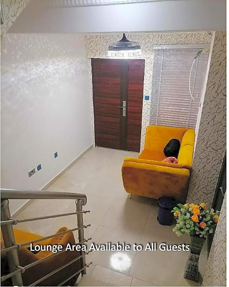 COZY SUITES