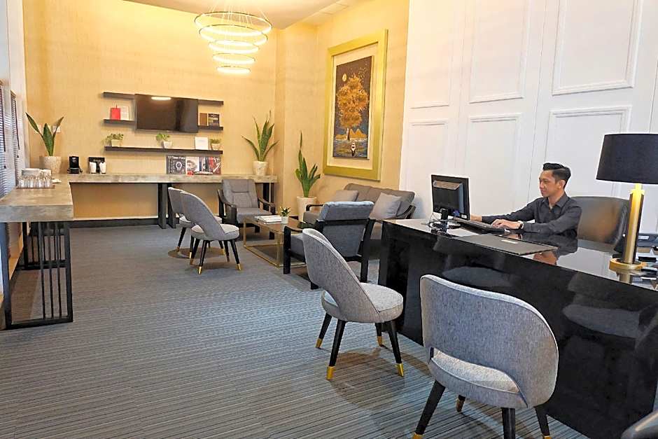 Grand Swiss-Belhotel Darmo