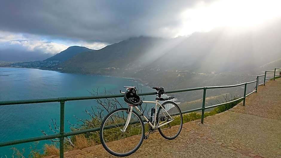 Chapmans Peak Beach Hotel