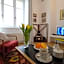Crystal Suites Old Town