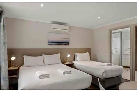 Superior 1 Bedroom Cottage