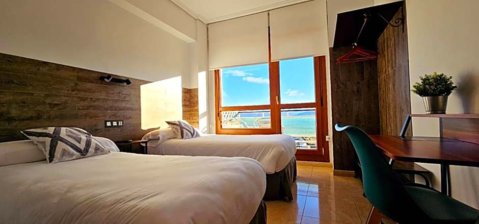 Hotel Artxanda Bilbao, Parking Gratuito en el Exterior Junto al Hotel