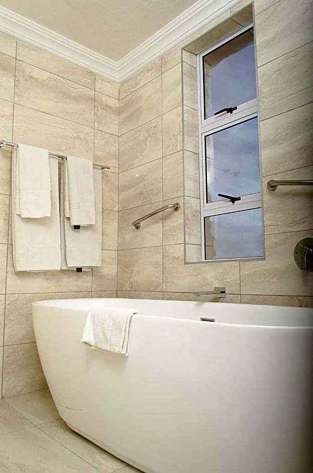 The Point Hotel & Spa