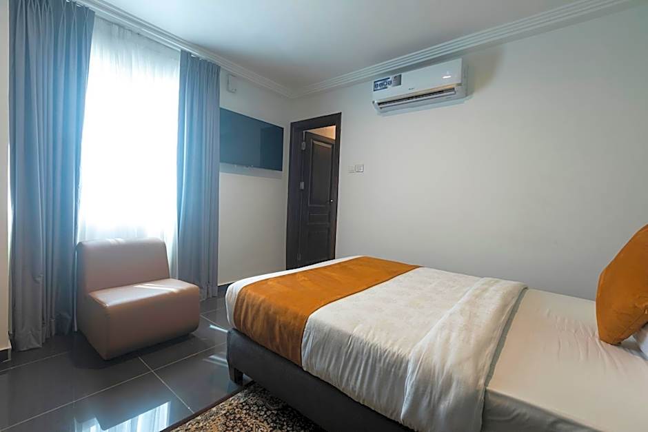 Airport View Hotel