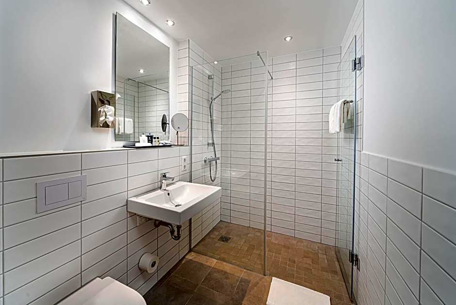 elaya hotel augsburg, Trademark by Wyndham