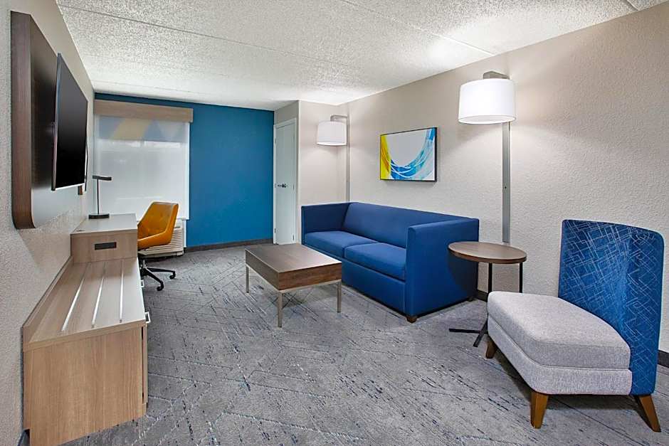 Holiday Inn Express & Suites Eden Prairie  Minneapolis By IHG
