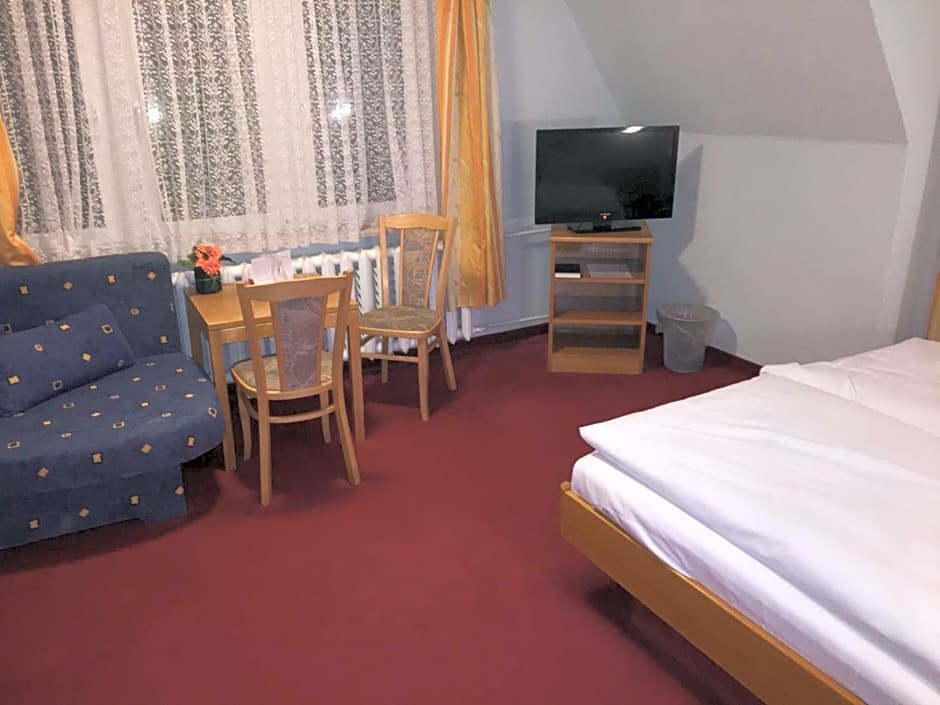 Landhotel "Wettin"