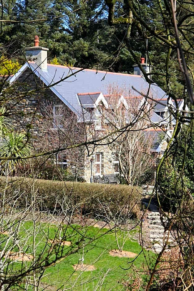 Lis-Ardagh Lodge
