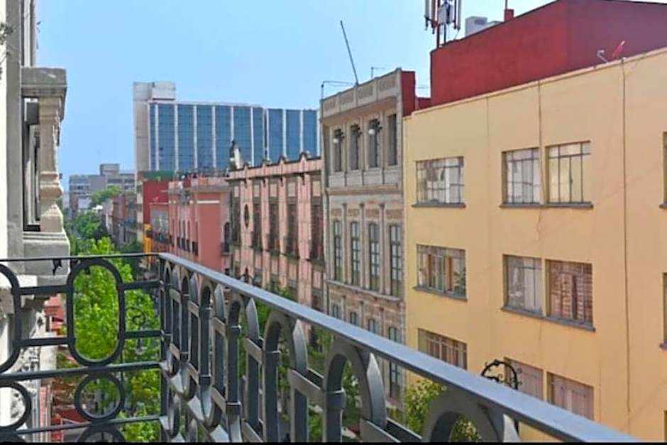 304 Balcony apt Walk to Zocalo AC Rooftop
