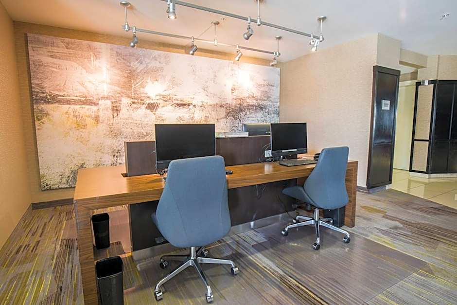 Courtyard by Marriott Merced