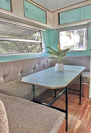 Caravan - Polly Anna