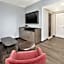 DoubleTree by Hilton Hotel Detroit - Novi