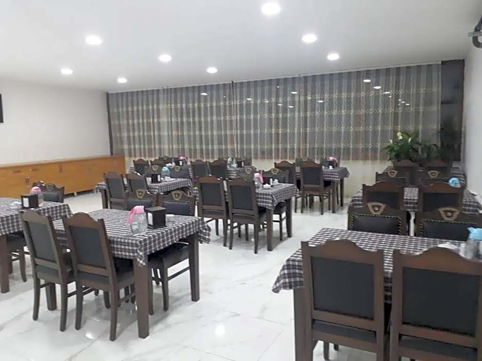 Toprak Hotel