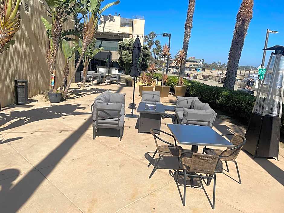 Crowne Plaza Ventura Beach By IHG