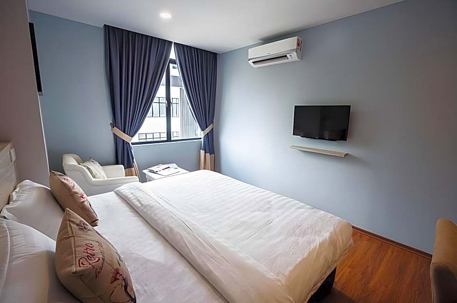 V3 Hotel & Residence Seri Alam