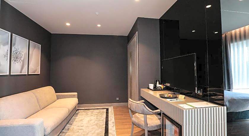 DoubleTree by Hilton Hotel Izmir Airport