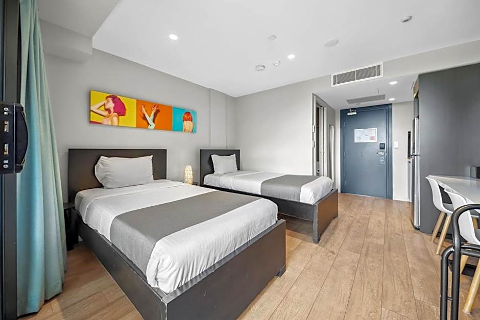 Photo 1 of 6 of Deluxe Studio 2 Beds