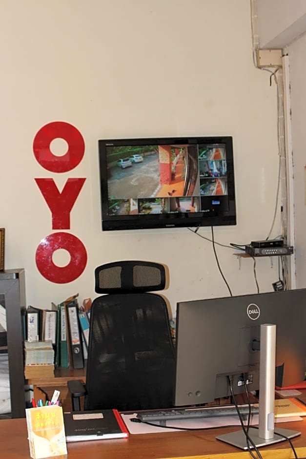 OYO 75420 Howto Hotel