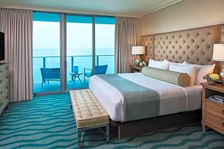 One Bedroom King Suite With Kitchenette - Gulf Front