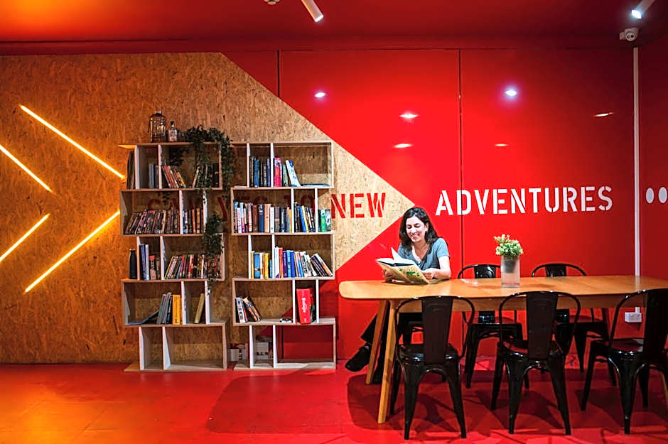 Space Q Capsule Hotel