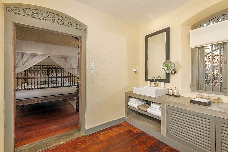 The Villa Bentota By KK Collection