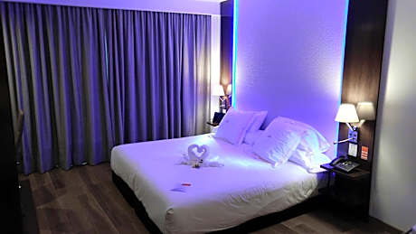 Superior Double Room with Shower