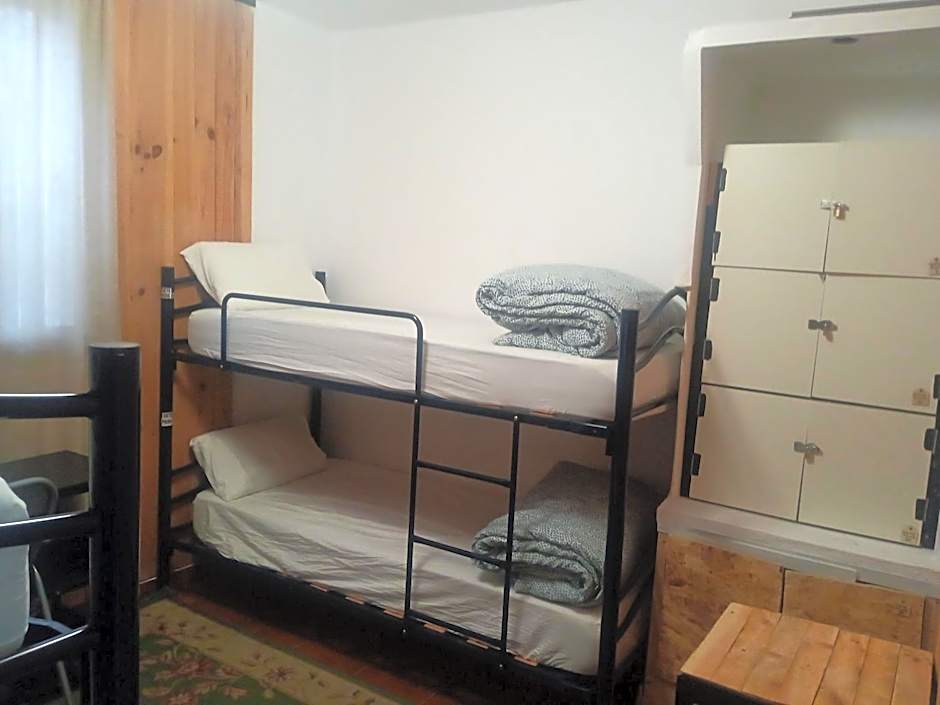 Albergue Gatera House