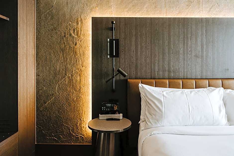 The Motley Hotel Richmond, Tapestry Collection by Hilton