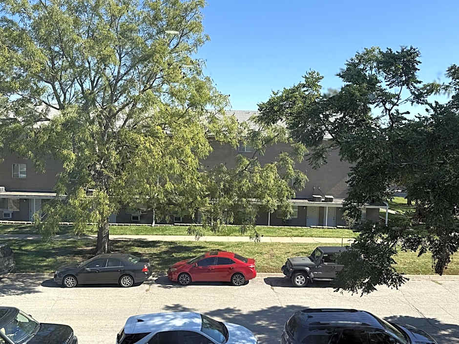 TownHouse Extended Stay Hotel Downtown