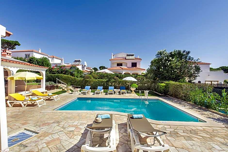 A Fantastic Place for Families, Hilton Hotel are and close to amenities