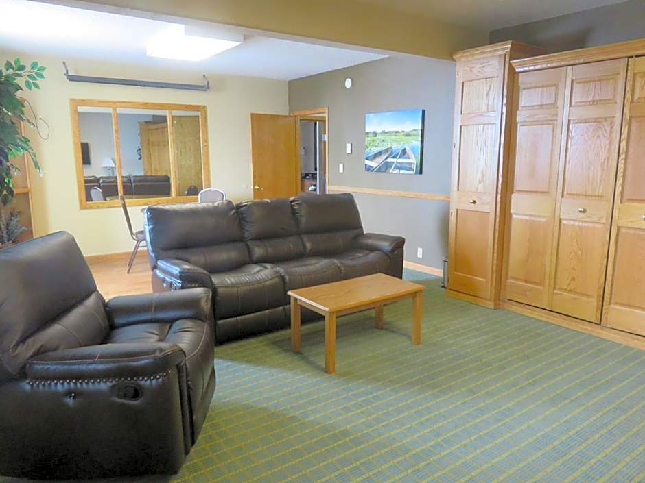 Baymont Inn & Suites by Wyndham Fargo