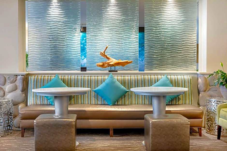 Best Western Plus Agate Beach Inn