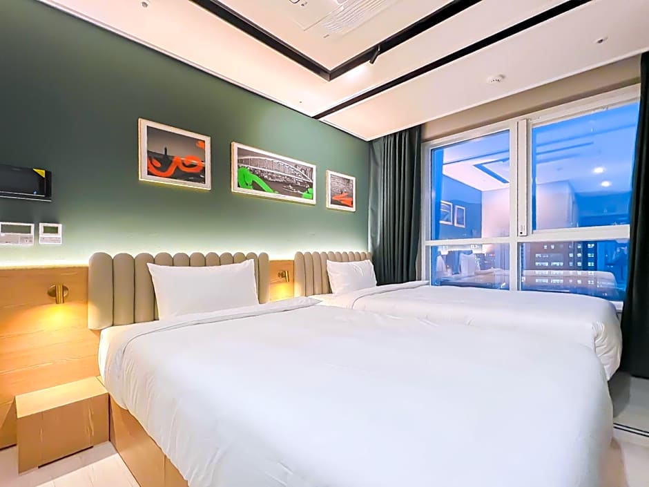 Busan Nampo Cotice The Ground