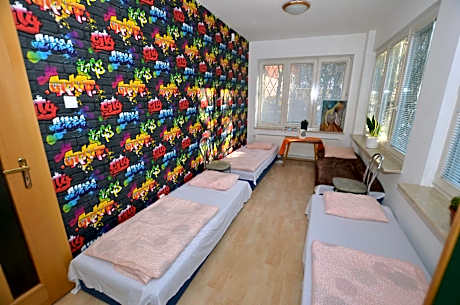 Bed in 4-Bed Dormitory Room