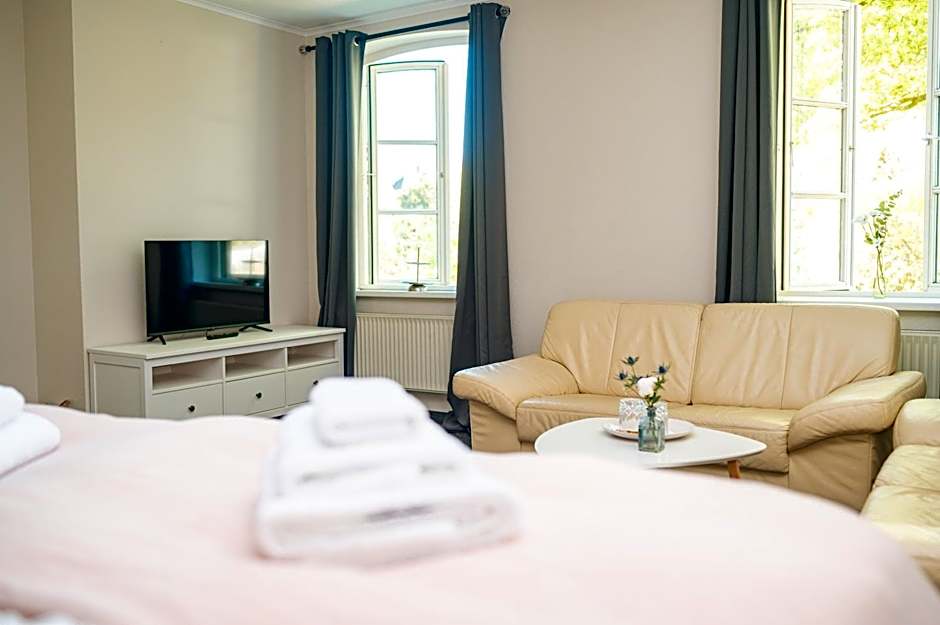 Landgasthof-Unter den Linden