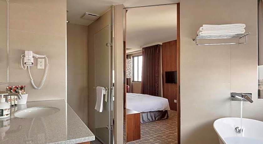 Orange Hotel - Wenhua Chiayi