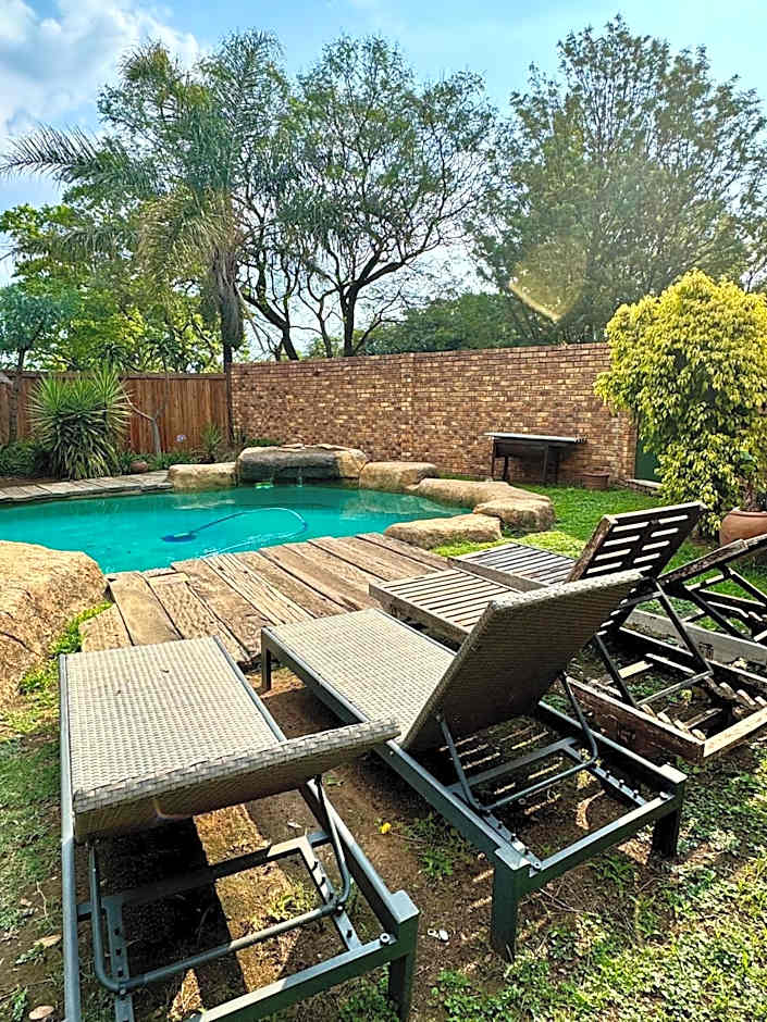 Khaya Africa Guesthouse