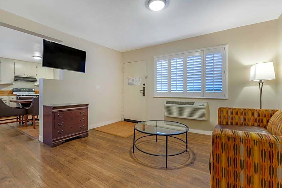 Best Western Rose Garden Inn