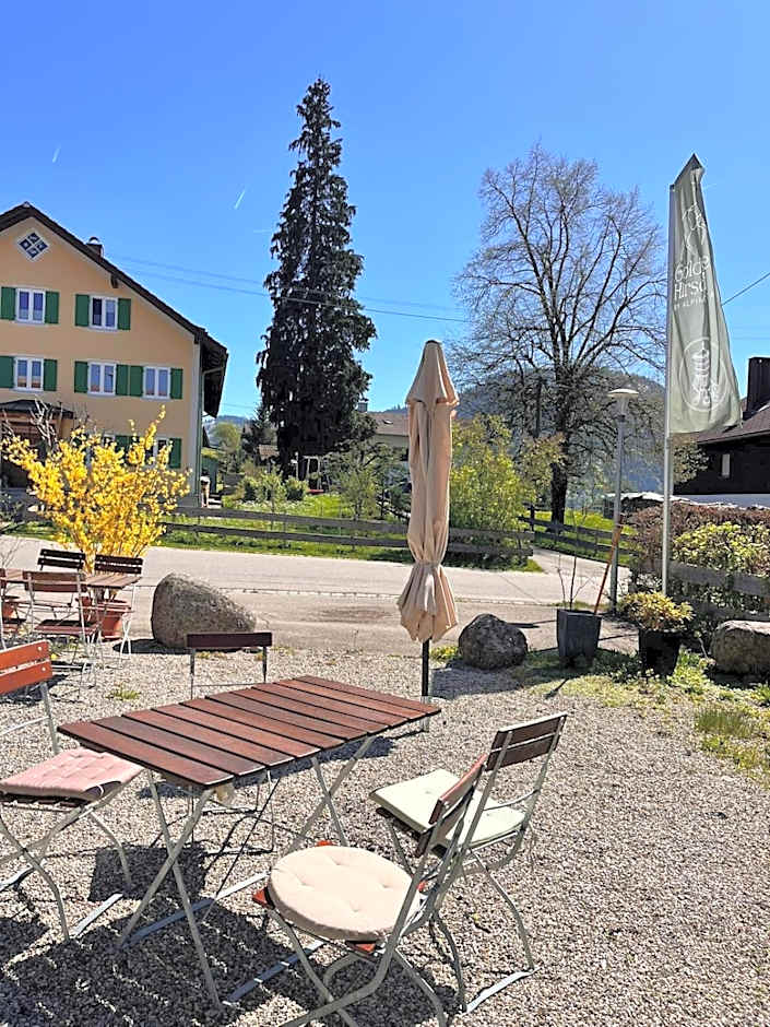 Goldiger Hirsch Pension mit Gemeinschaftsküche