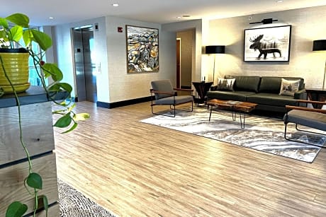 Maine Evergreen Hotel, Ascend Hotel Collection
