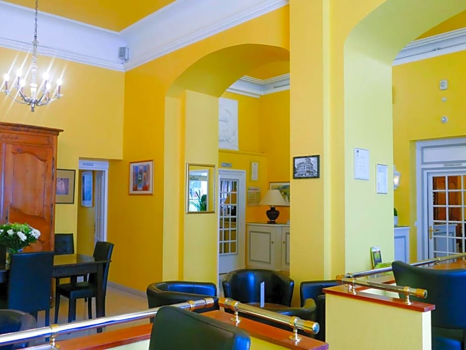 Photo 1 of 4 of Hotel Berlioz